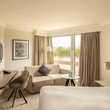 Hilton Birmingham Metropole Hotel 4*